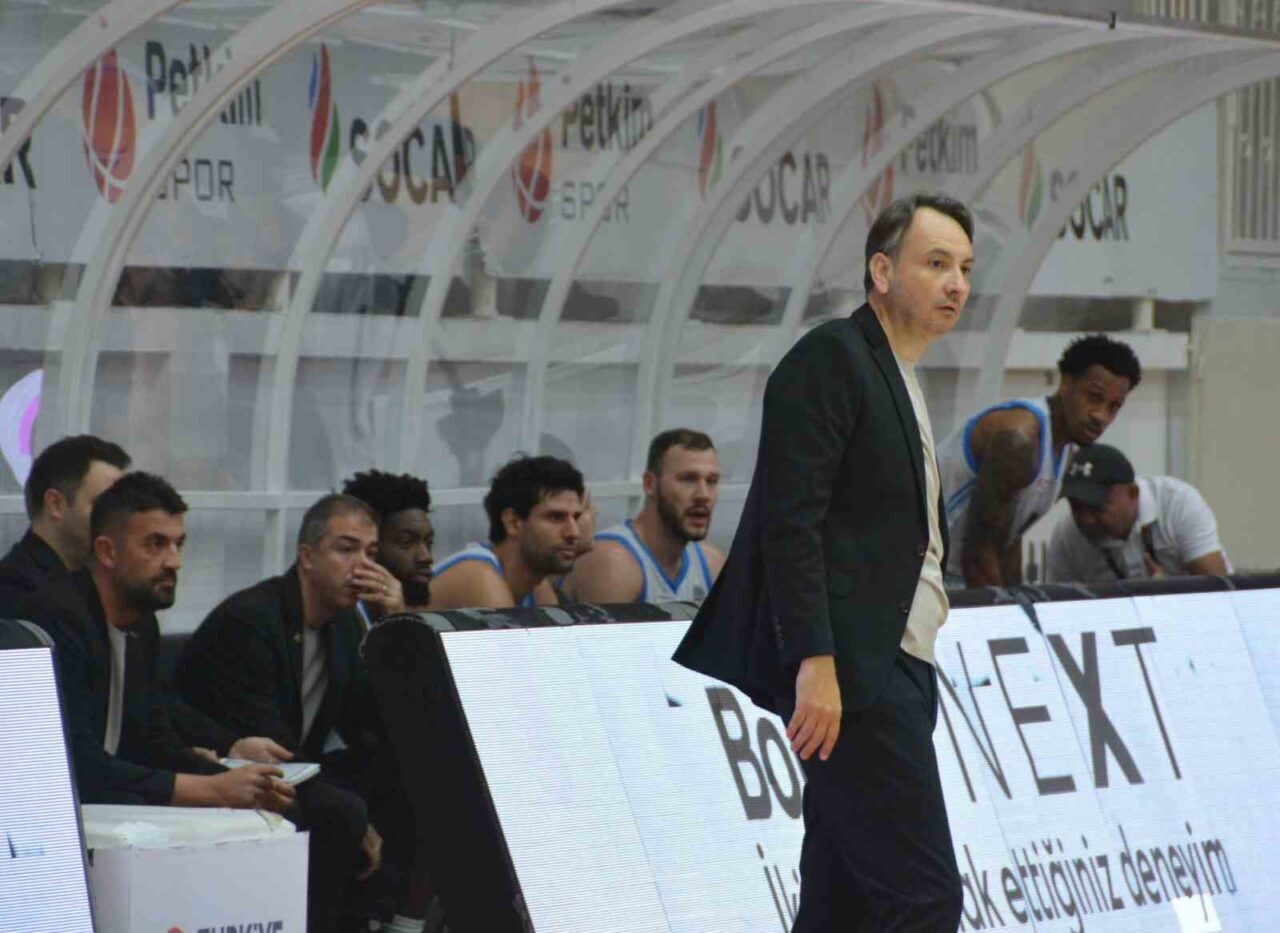 Aliağa Petkimspor Başantrenörü Özhan Çıvgın, Galatasaray karşısında 75-80 kaybettikleri maç