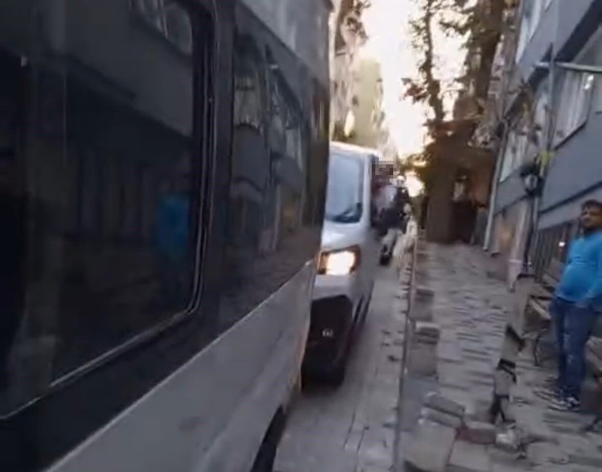 Balıkesir’in Bandırma ilçesinde bir park yeri nedeniyle çıkan tartışma kavgaya