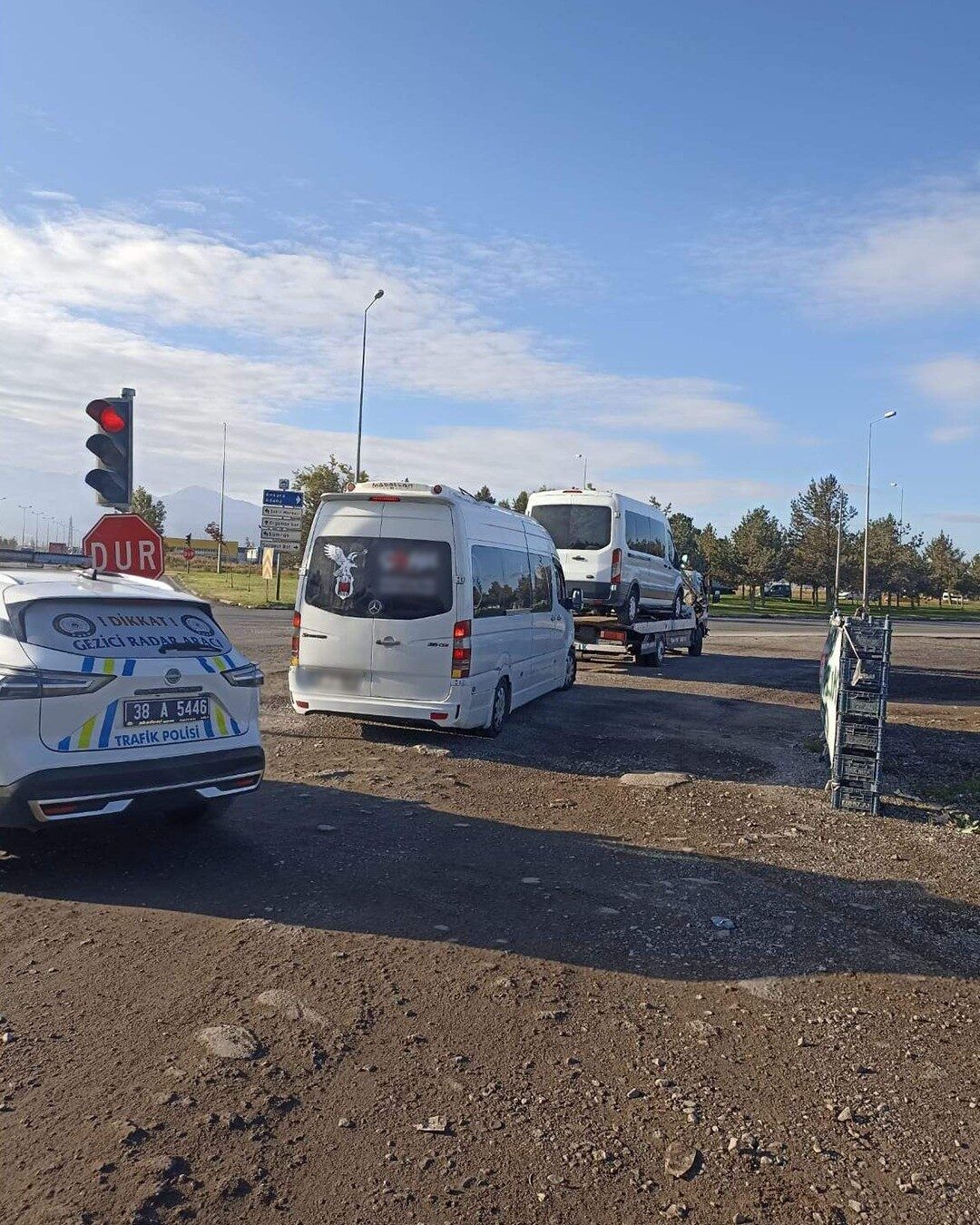 Kayseri İl Emniyet Müdürlüğü, personel servis araçlarına yönelik denetimlerde 151