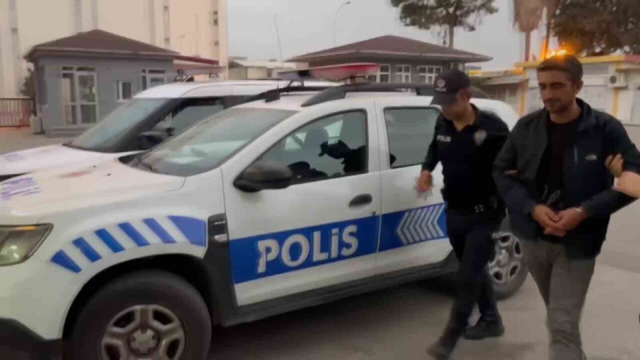 Adana'da, polisin şüphelenmesi üzerine durdurduğu R.D., hakkında 33 yıl 4