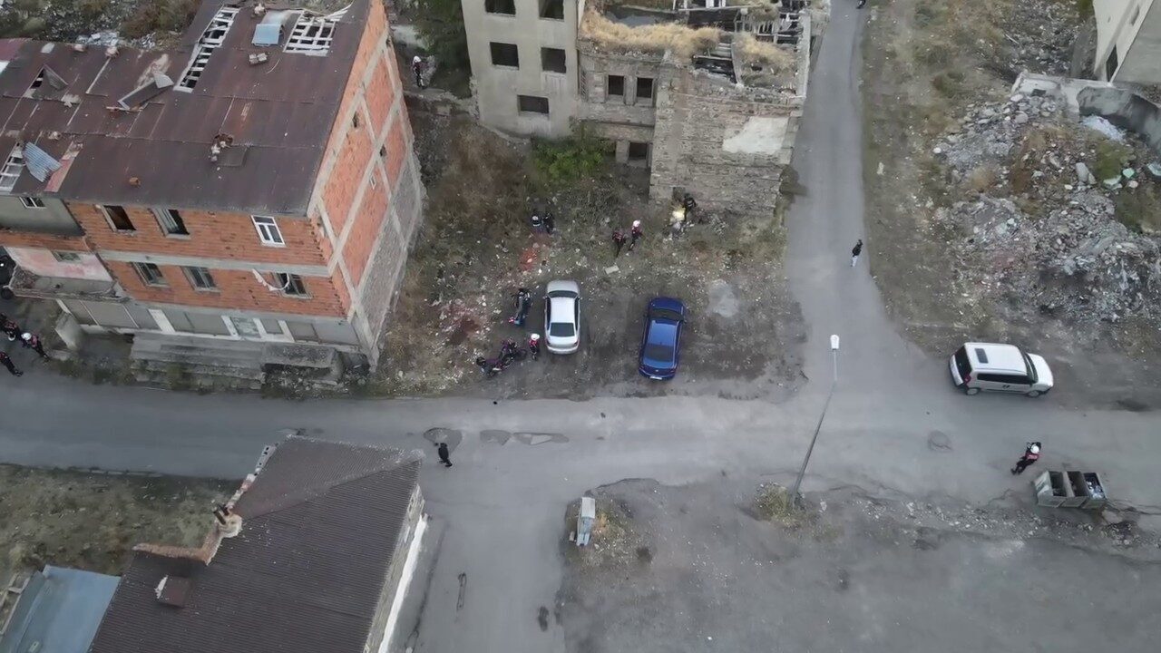 Erzurum Emniyet Müdürlüğü, metruk binalara yönelik denetim ve operasyonlarını sürdürüyor.