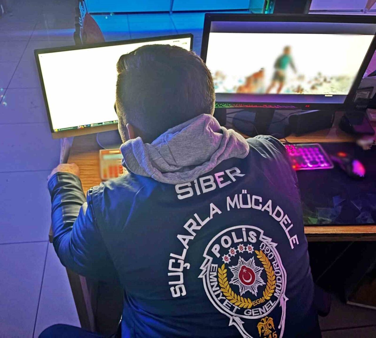 Afyonkarahisar'da yasa dışı bahis ve sanal kumar denetimi yapıldı. İl