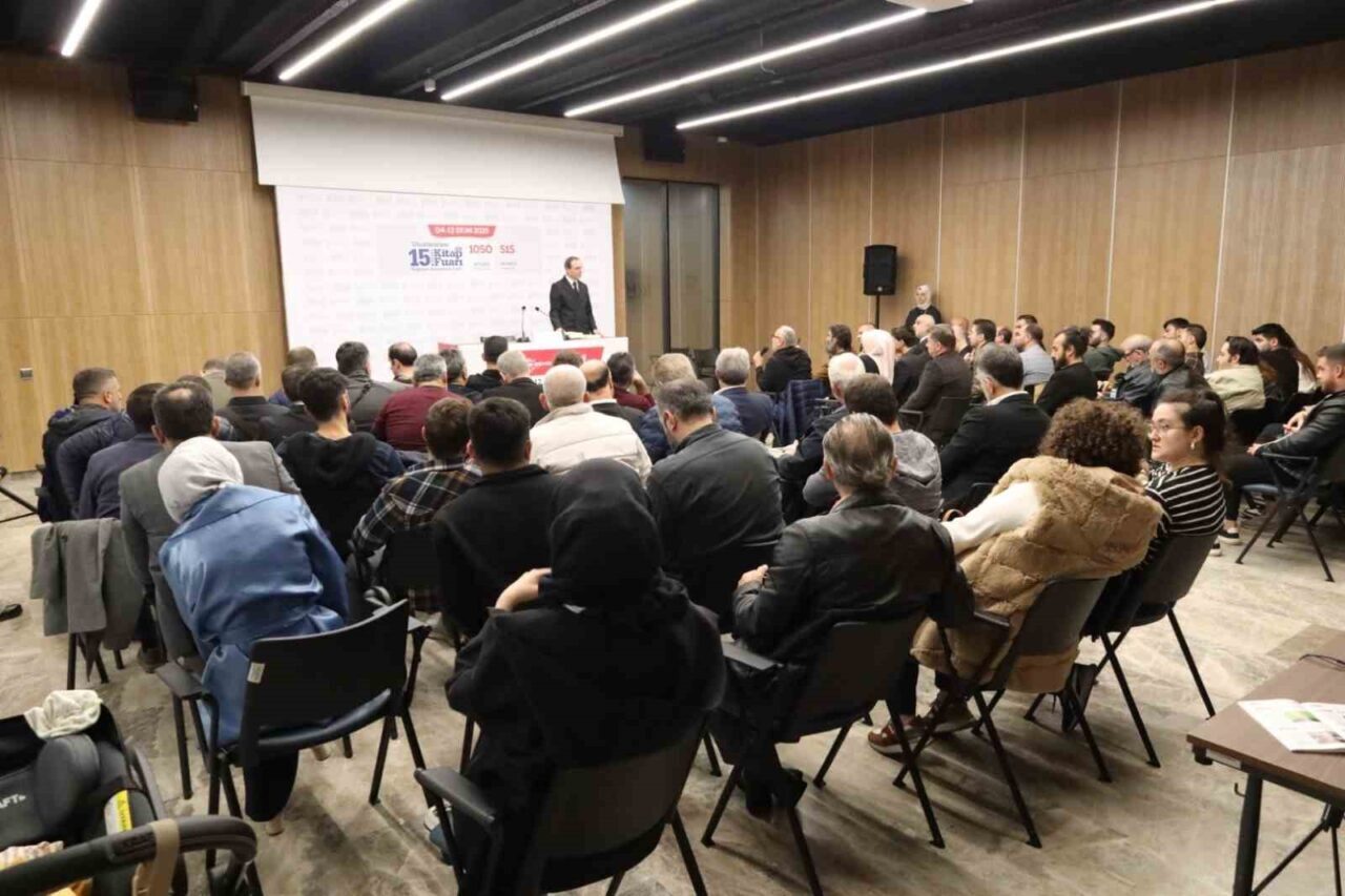 15. Uluslararası Kocaeli Kitap Fuarı’nda, Prof. Dr. Abdulvahap Akıncı, tarihin