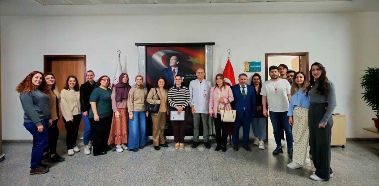 Zonguldak’ta düzenlenen eğitimde, Klinik Psikolog Sibel Karahan, Wechsler Zeka Testi