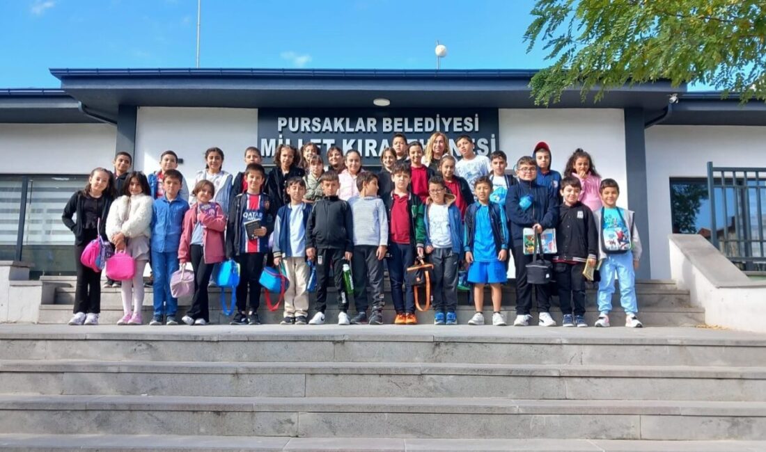 Pursaklar Belediyesi, Ayyıldız İlkokulu öğrencileri için Yunus Emre Millet Kıraathanesi'nde