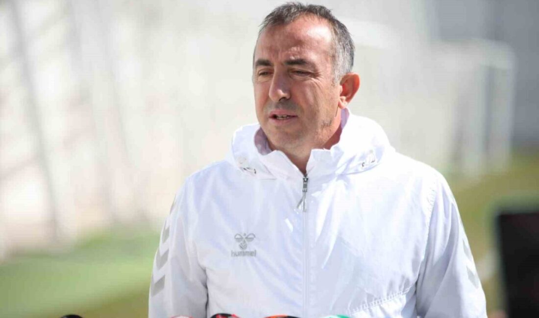 Konyaspor Teknik Direktörü Recep Uçar, Kocaelispor maçının zorluğuna dikkat çekerek