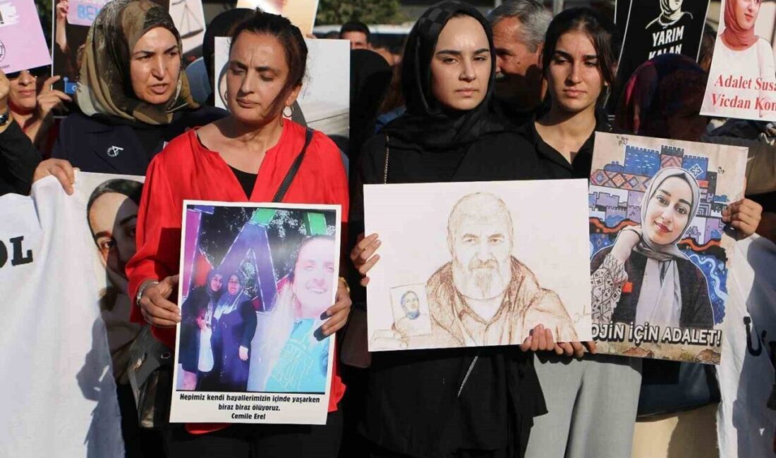 Rojin Kabaiş, Ölümünün 1. Yılında Diyarbakır’da Mezarı Başında Anıldı Rojin Kabaiş, 19 gün kaybolduktan sonra 2024'te Van'da cansız bedeni