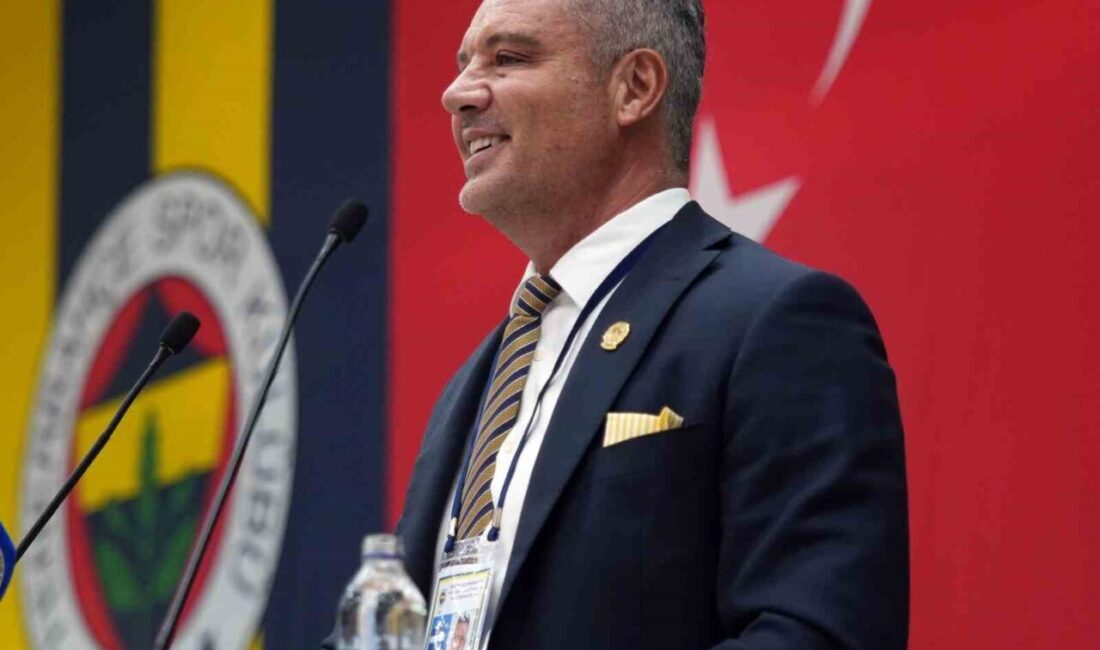 Fenerbahçe Başkanı Saran: “Gelecek için Birlikte Güçlü Bir İletişim Kurmalıyız” Fenerbahçe Başkanı Sadettin Saran, kulüp için belirledikleri hedefin şampiyonluk olduğunu