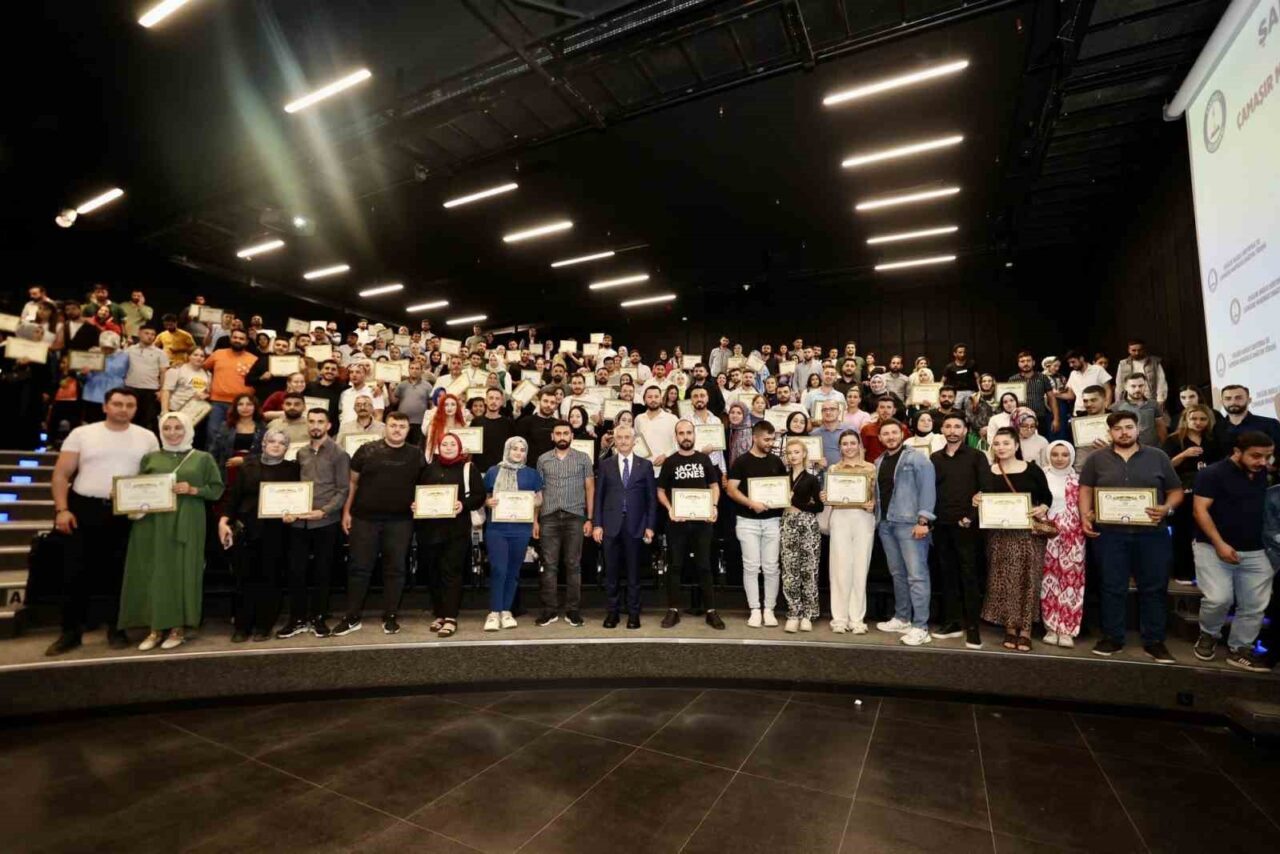 Şahinbey Belediyesi tarafından yürütülen Evlilik Okulu Projesi kapsamında 366 çift
