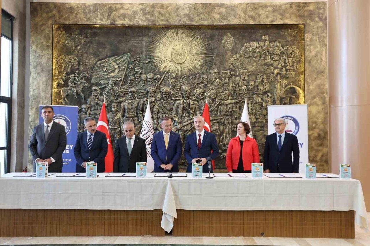 Gaziantep Valiliği'nde imzalanan protokolle, 11-19 Ekim tarihleri arasında Şahinbey Kongre