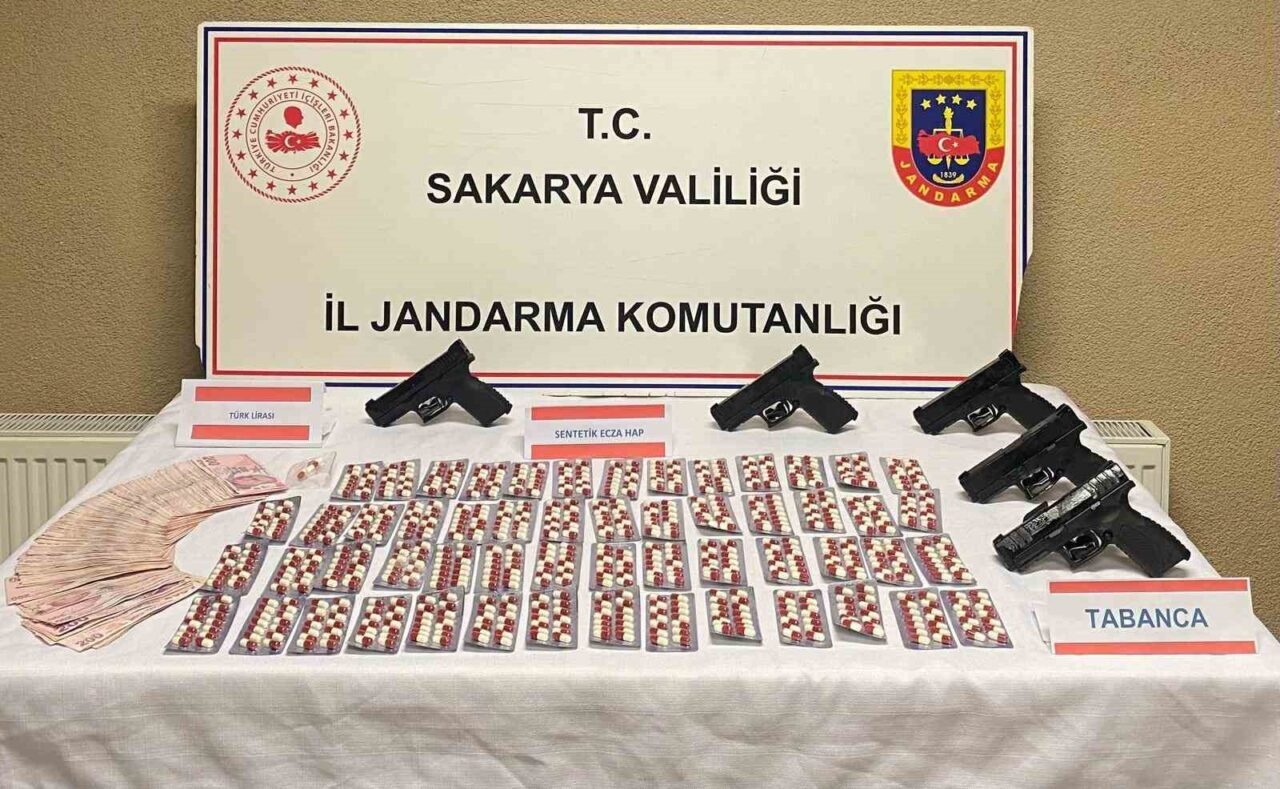 Sakarya'nın Serdivan ilçesinde jandarma, 22 Ekim'de gerçekleştirdiği operasyonda Ö.Ş. (29)