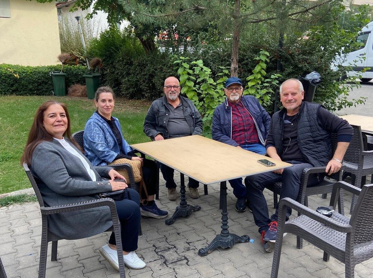 Manisa'nın Salihli ilçesindeki Altınordu İlkokulu, 2026'da 100. yılını kutlayacak. Eski