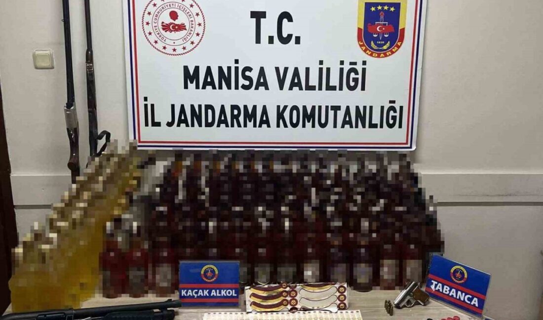 Manisa'nın Salihli ilçesinde Jandarma, Dedetaşı Mahallesi'nde E.Y. adlı kişinin evine