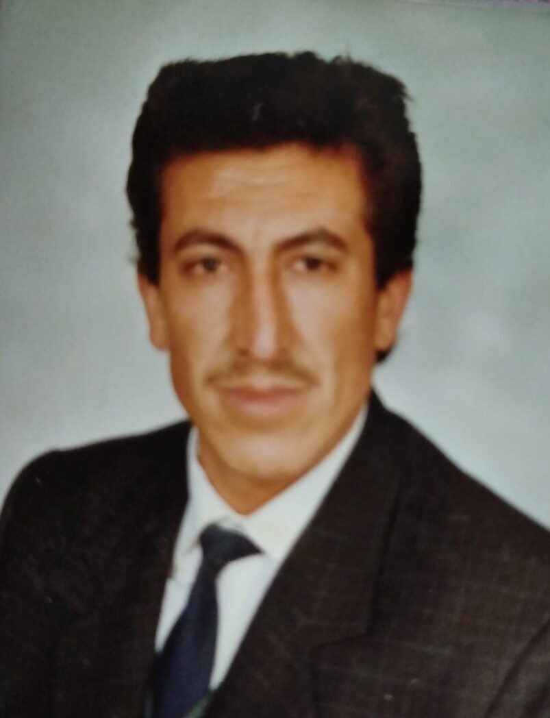 Burdur'un Düğer köyünde, 56 yaşındaki çiftçi Mehmet Ali Bardaş, saman