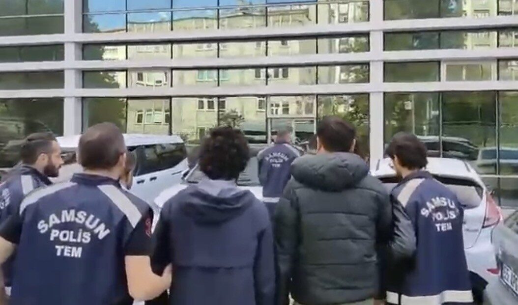 Samsun'da FETÖ'nün mahrem yapılanmasına yönelik yapılan operasyonda 7 kişi gözaltına