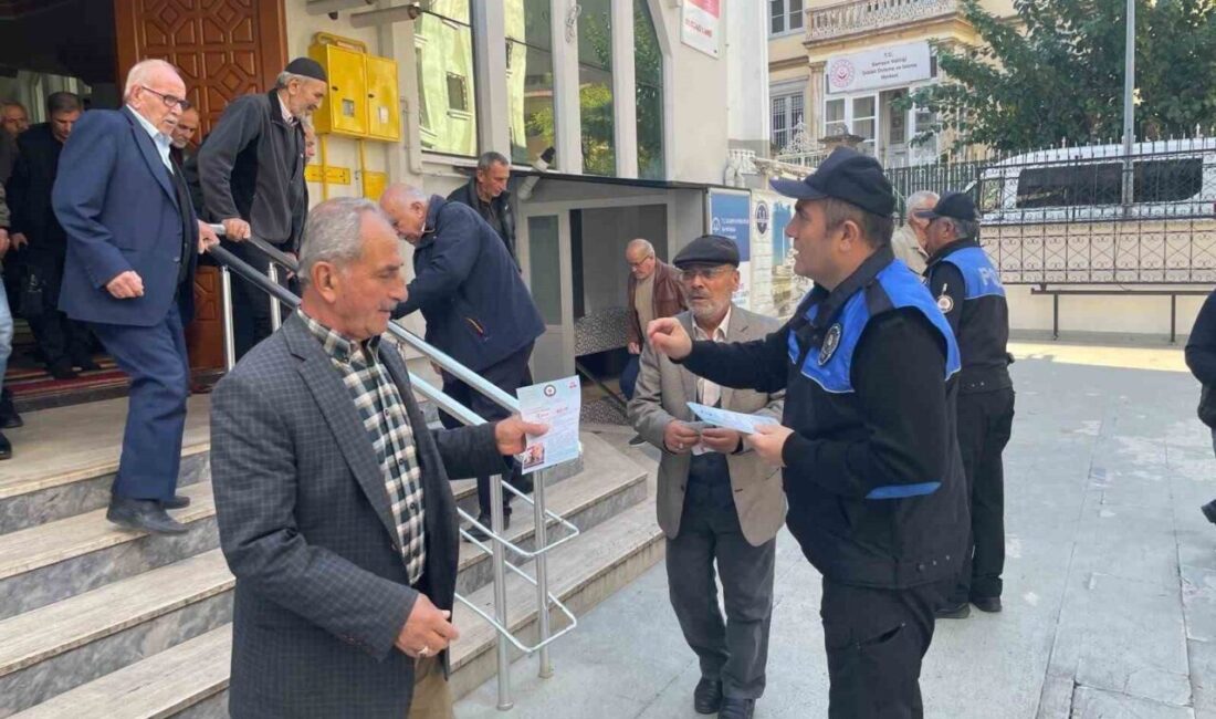 Samsun’da Emniyet Ekiplerinden Camilerde Dolandırıcılık Bilgilendirmesi Yapıldı Samsun İl Emniyet Müdürlüğü, Toplum Destekli Polislik Şube Müdürlüğü ile