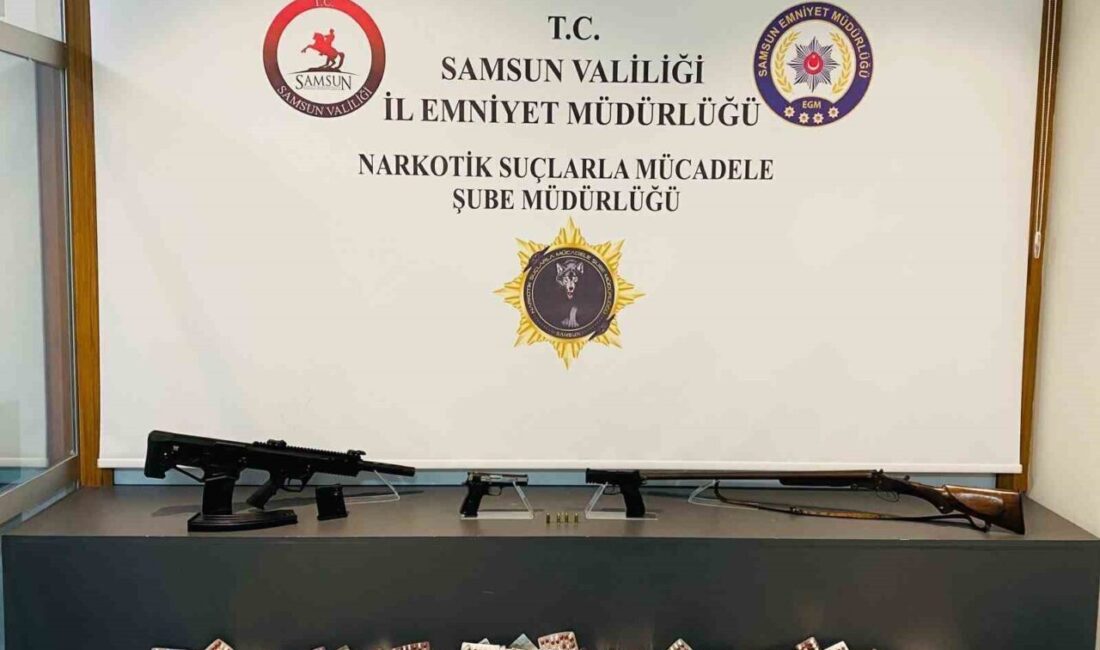 Samsun'un Atakum ilçesinde narkotik ekiplerinin düzenlediği operasyonda G.K., E.C., M.Ö.