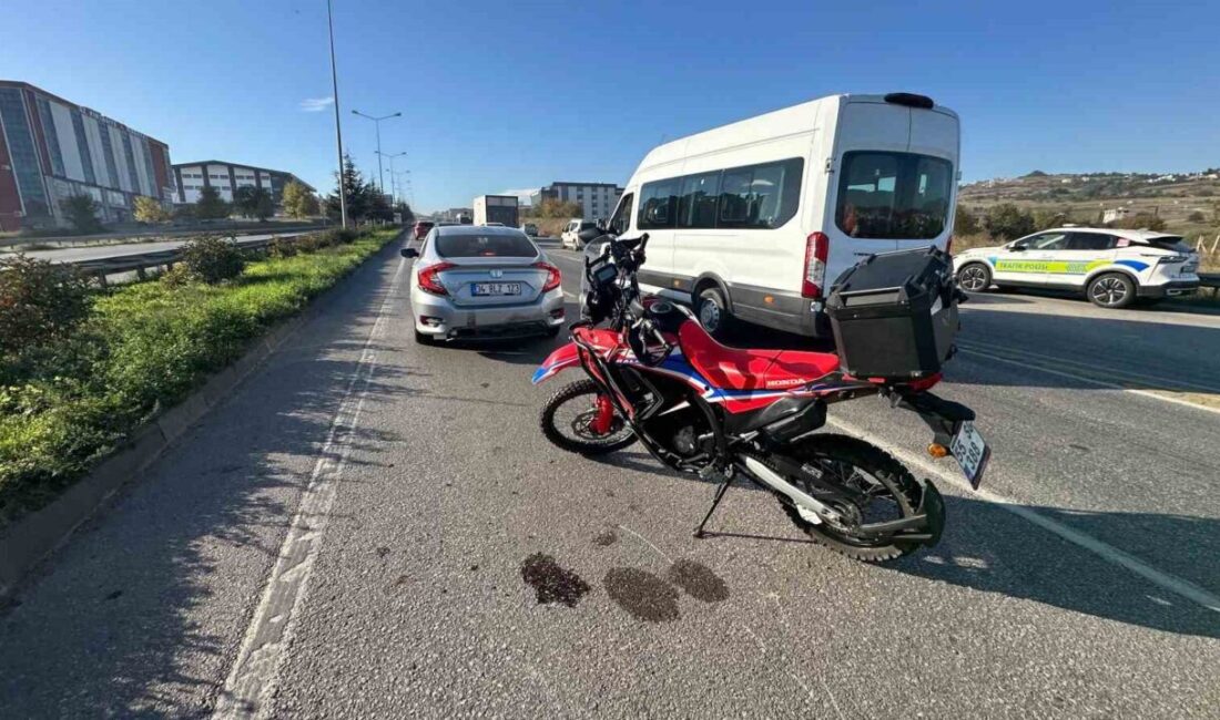 Samsun’da Motosiklet ve Otomobil Çarpıştı: 1 Yaralı Samsun’un İlkadım ilçesinde meydana gelen kazada, otomobil ile motosiklet çarpıştı.