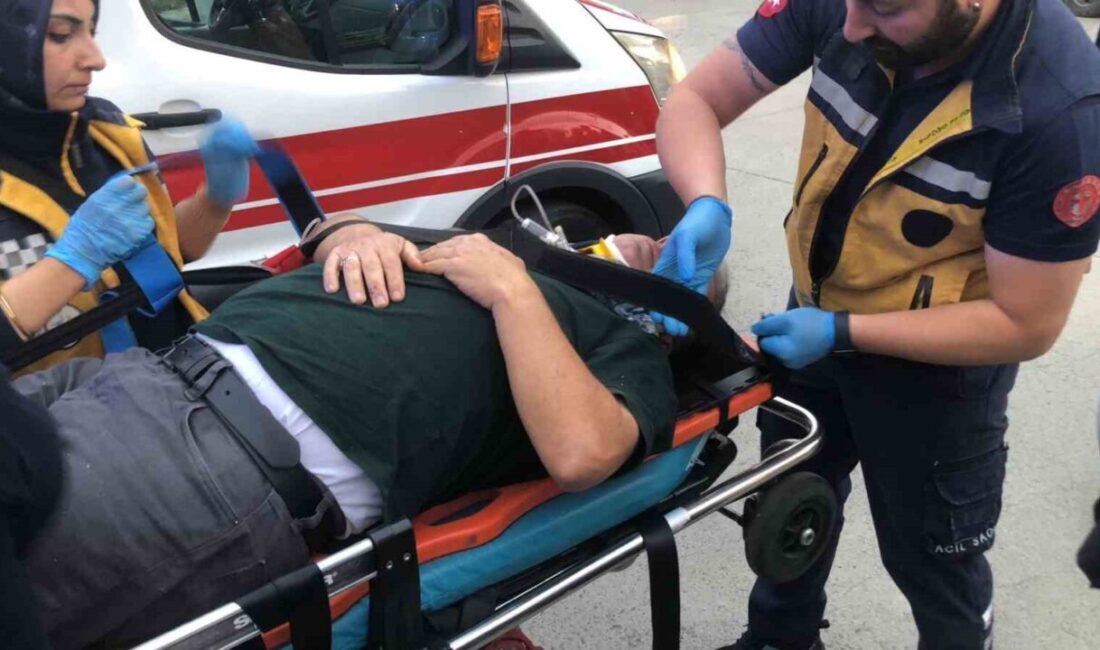 Samsun’da Trafik Kazasında İki Kişi Yaralandı Samsun'un İlkadım ilçesinde bir trafik kazasında Fahrettin Gök ile yolcusu