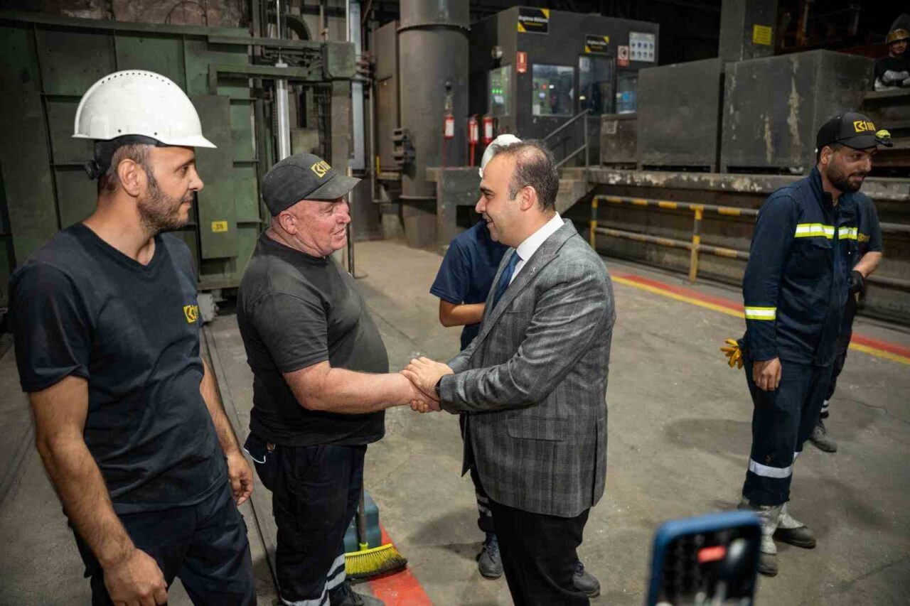 Sanayi ve Teknoloji Bakanı Mehmet Fatih Kacır, Özel Endüstri Bölgesi'nde