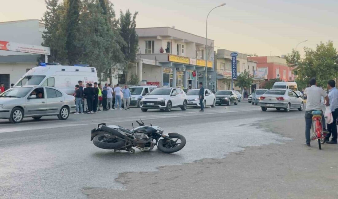 Şanlıurfa'nın Ceylanpınar ilçesinde, U dönüşü yapan bir otomobil ile H.A.'nın