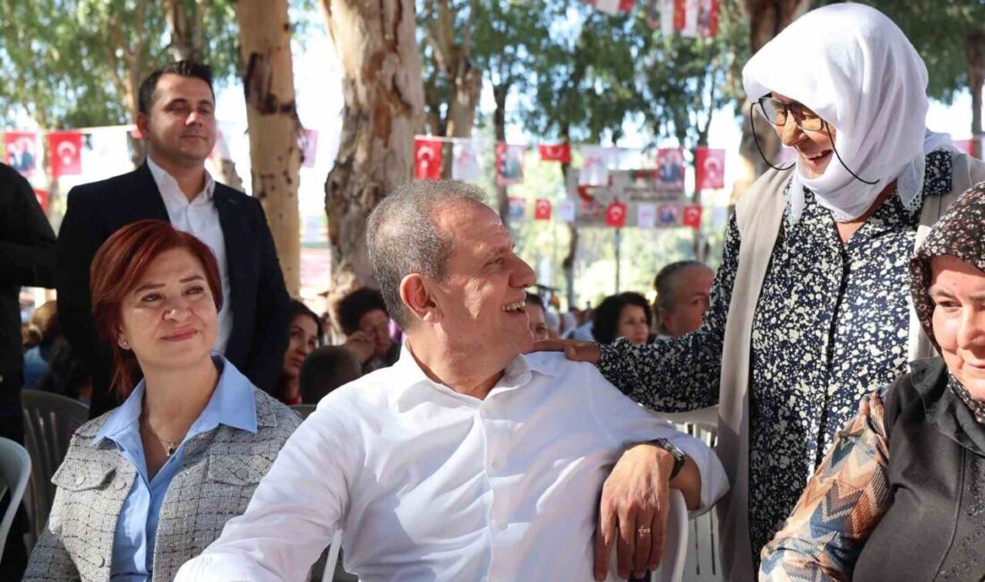 Mersin'de düzenlenen "Dünya Kadın Çiftçiler Günü" etkinliğinde, Mersin Büyükşehir Belediye