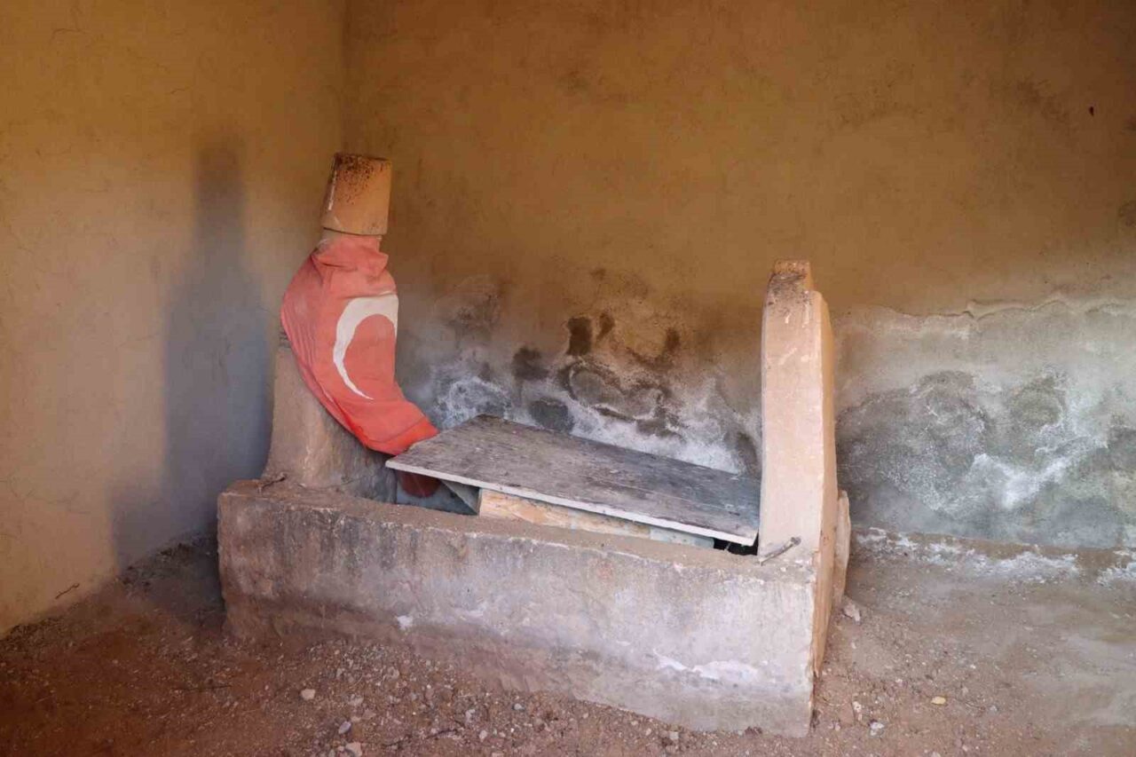 Erzurum'un Narman ilçesinde, 93 Harbi'nde şehit olan Oltulu Dağgirli Daştan