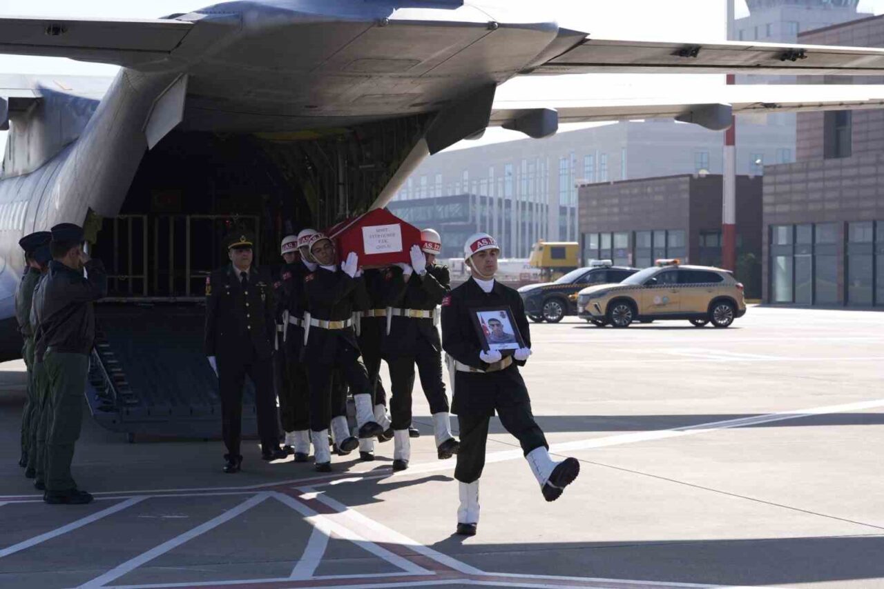 Tokat’ta eğitim sırasında rahatsızlanarak şehit düşen Piyade Er Eyüp Güner’in