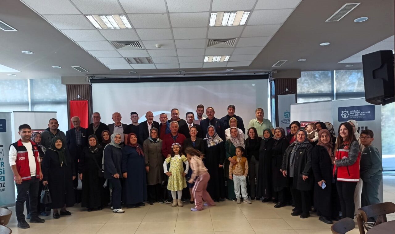 Kocaeli'de düzenlenen etkinlikte, şehit yakınları ve gaziler doğayla iç içe