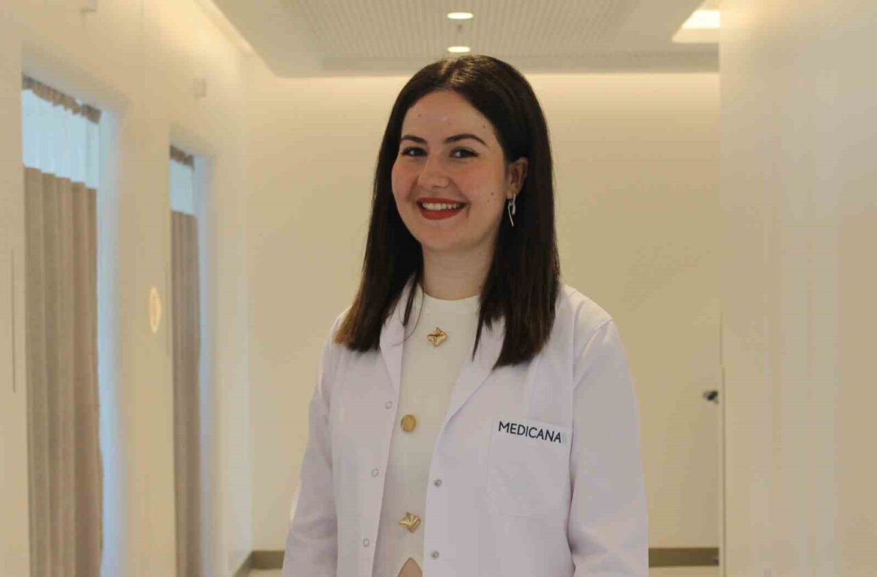 Medicana Sağlık Grubu'ndan Uzm. Dyt. Mısra Aydın, glikasyonun yaşlanmayı hızlandırdığını