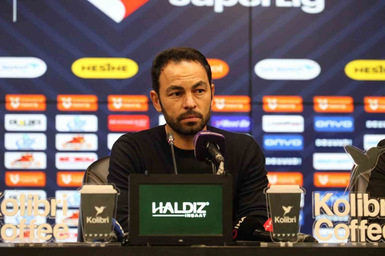 Kocaelispor'un teknik direktörü Selçuk İnan, Eyüpspor'u 1-0 yenerek ilk galibiyetlerini