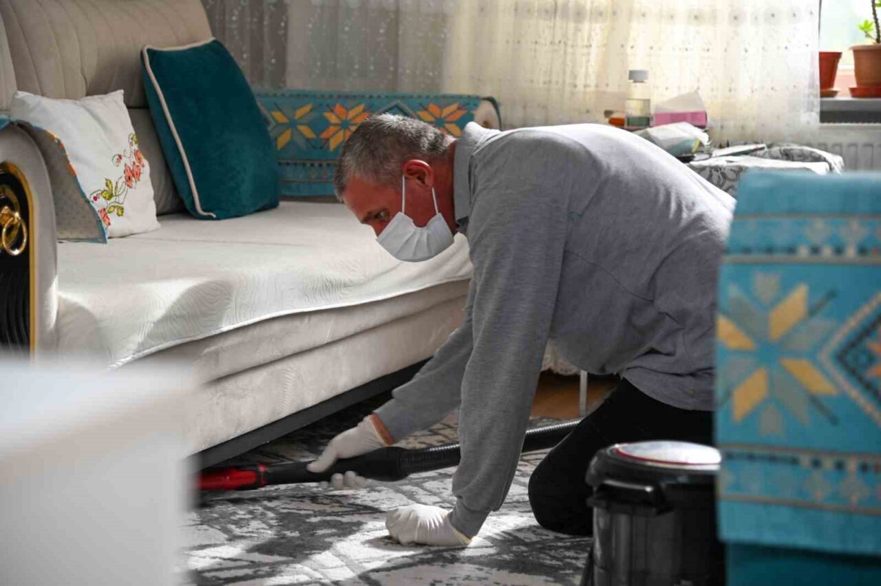 Selçuklu Belediyesi’nin Yaşlı Bakım Hizmeti, Bakıma İhtiyacı Olan Yaşlıların Yanında Olmaya Devam Ediyor