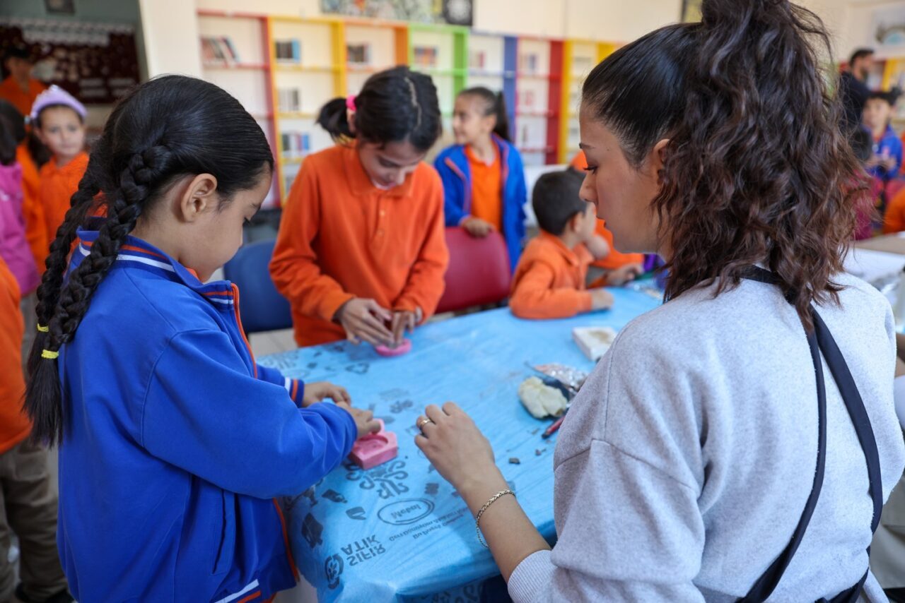 Konya Selçuklu İlçe Belediyesi, "SETAP Mahallemde Sanat Ellerimde" projesiyle Sızma