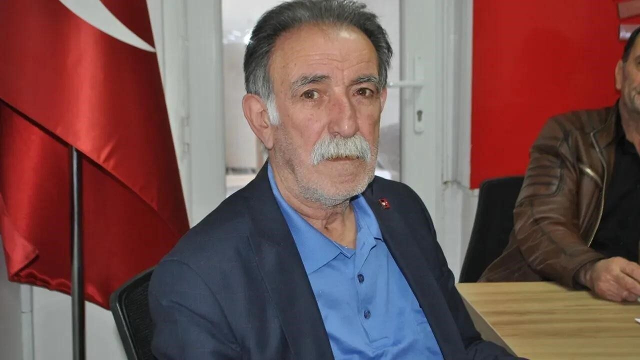 Antalya'nın Serik ilçesinde, yolun karşısına geçmeye çalışan 80 yaşındaki Şinasi