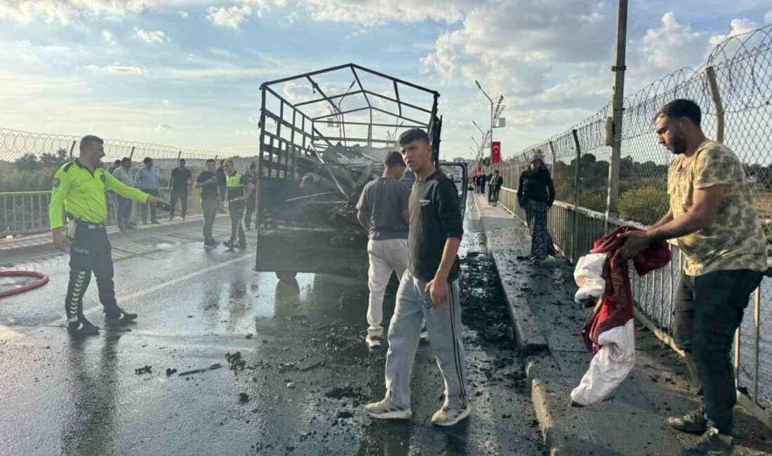 Şanlıurfa’da Kamyonette Yangın: Sürücü Sıcaklığı Hissederek Hayatını ve İki Arkadaşını Kurtardı Şanlıurfa'nın Birecik ilçesinde, Mehmet A. yönetimindeki kamyonet, aniden alev aldı.