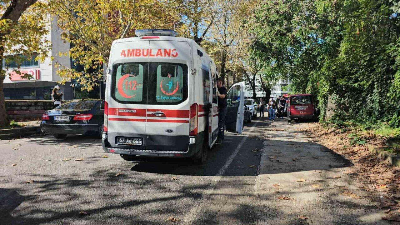 Zonguldak'ta Bülent Ecevit Caddesi'nde meydana gelen kazada Yücel K. yönetimindeki