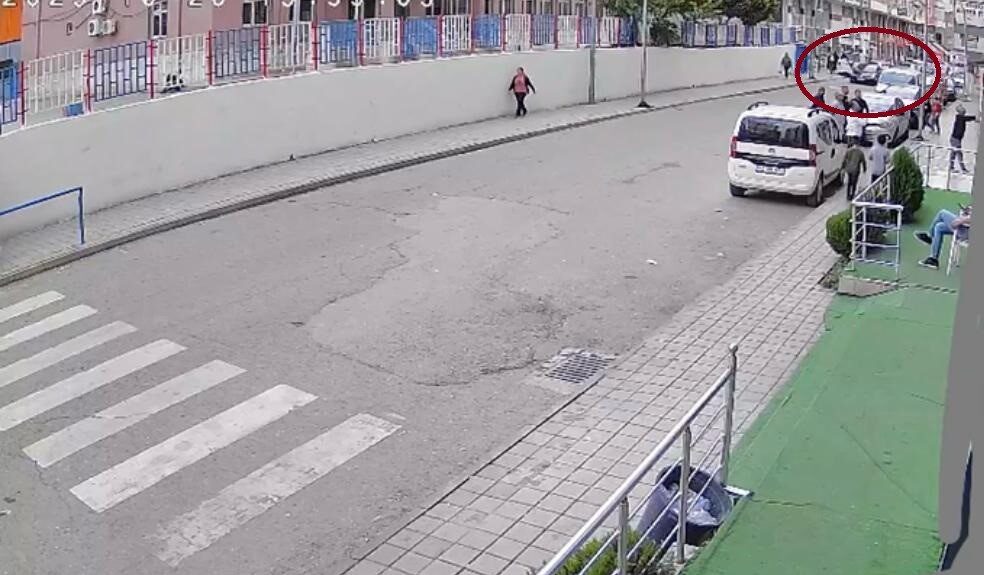 Siirt’in Kurtalan ilçesinde 10 yaşındaki V.U.'ya otomobil çarptı. Olay, Atatürk