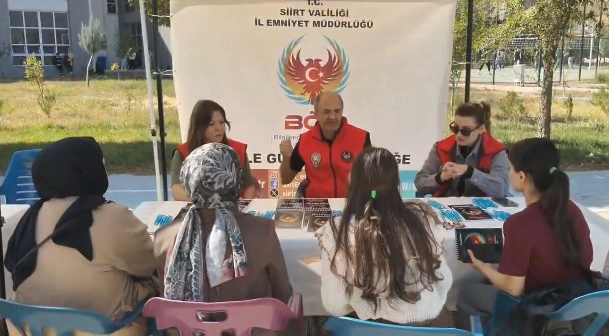 Siirt İl Emniyet Müdürlüğü, Siirt Üniversitesi öğrencilerine terör, siber zorbalık