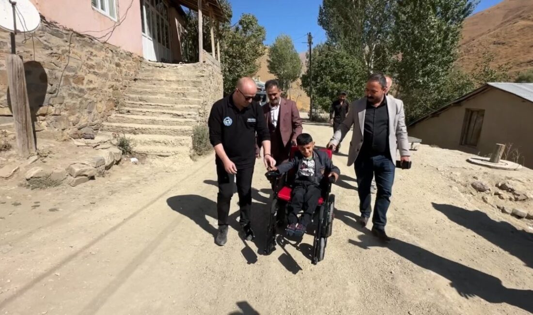 Hakkari’nin Yüksekova ilçesindeki Çobanpınar köyünde yaşayan Doğan (13) ve Musa