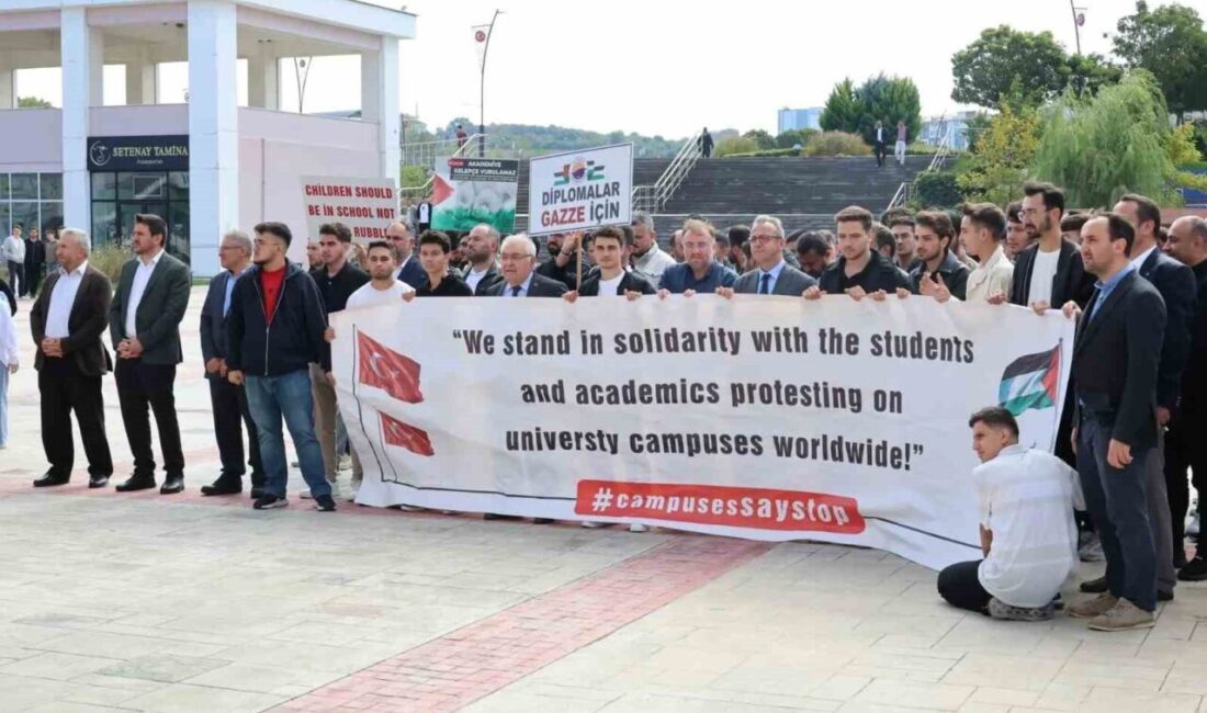 Sinop Üniversitesi öğrencileri, Gazze'deki insani krize dikkat çekmek için bir