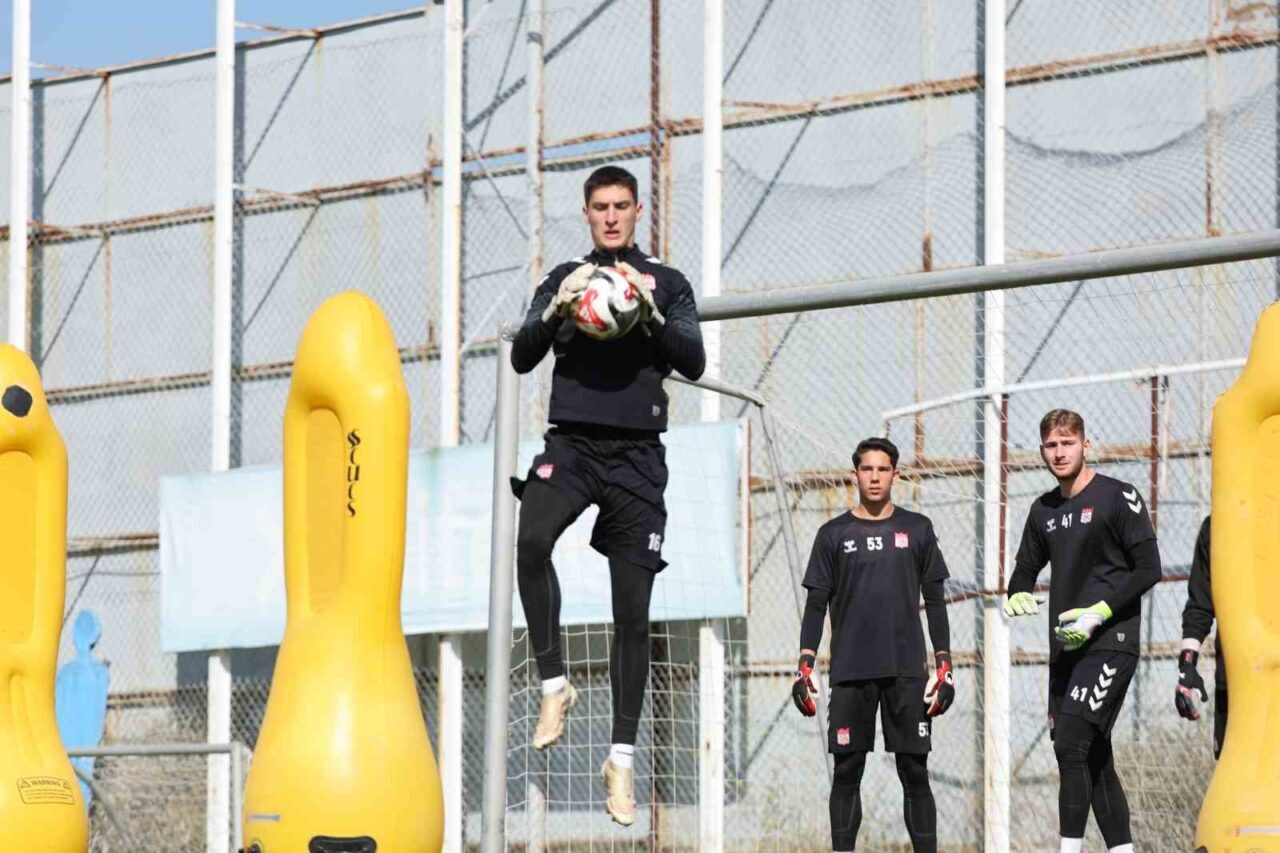 Özbelsan Sivasspor, Ankara Keçiörengücü ile oynayacağı maç için antrenmanlarına devam