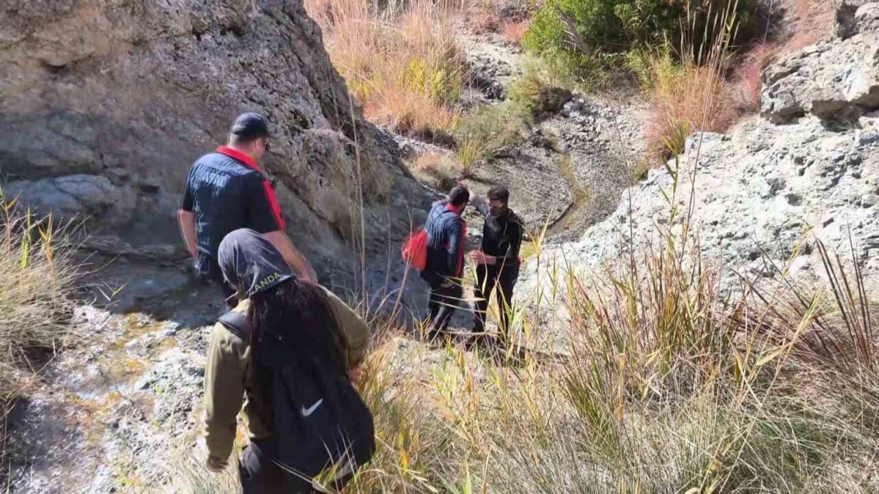 Sivas’ta kaybolan Alzheimer hastası yaşlı adam, köyüne 15 kilometre mesafedeki yaylada ölü bulundu.