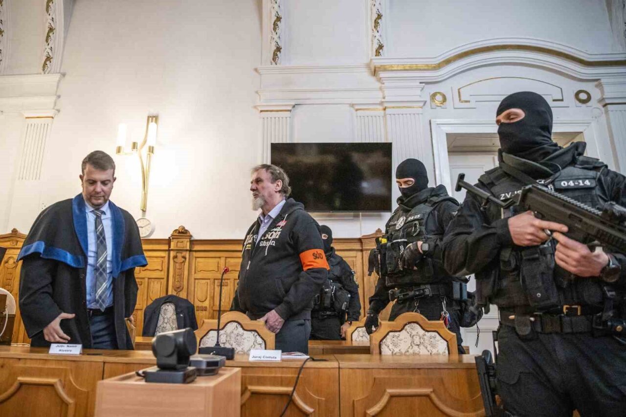 Slovakya Başbakanı Robert Fico'ya 2024 yılında suikast girişiminde bulunan 72