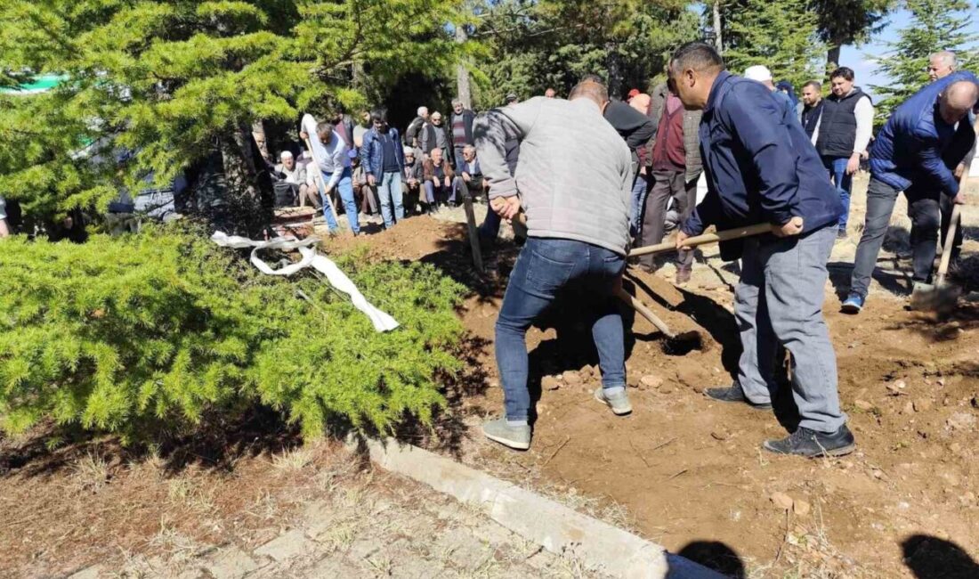 Denizli'nin Acıpayam ilçesinde, sobadan sızan karbonmonoksit gazı nedeniyle 94 yaşındaki