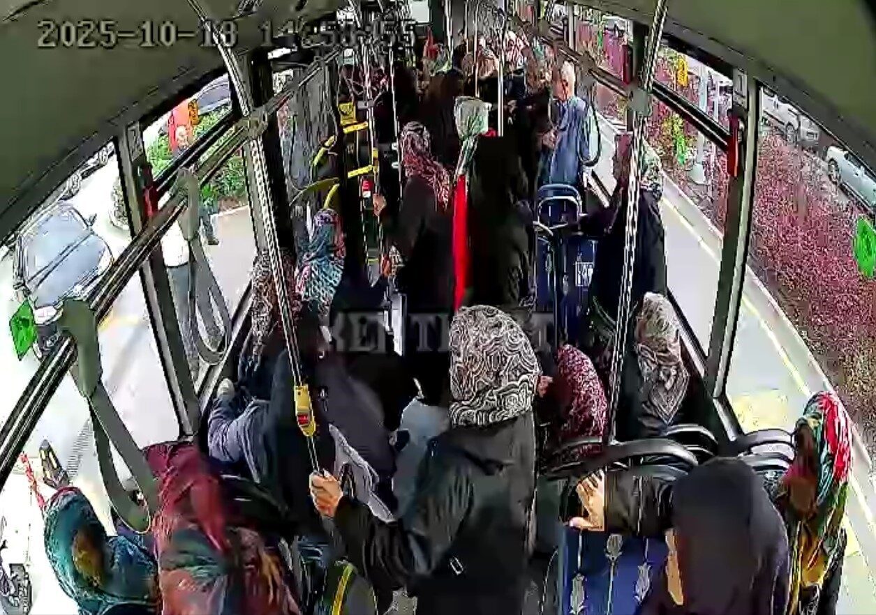 Kocaeli’de Otobüs Şoförü, Rahatsızlanan Yolcuyu Hastaneye Ulaştırdı