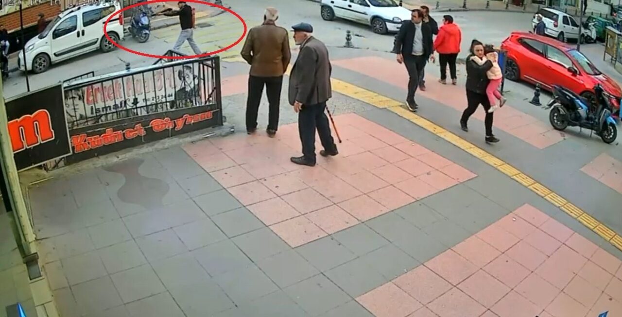 Çankırı'da 16 Ekim'de, husumetli olduğu A.Ç.D.’ye sokakta pompalı tüfekle ateş