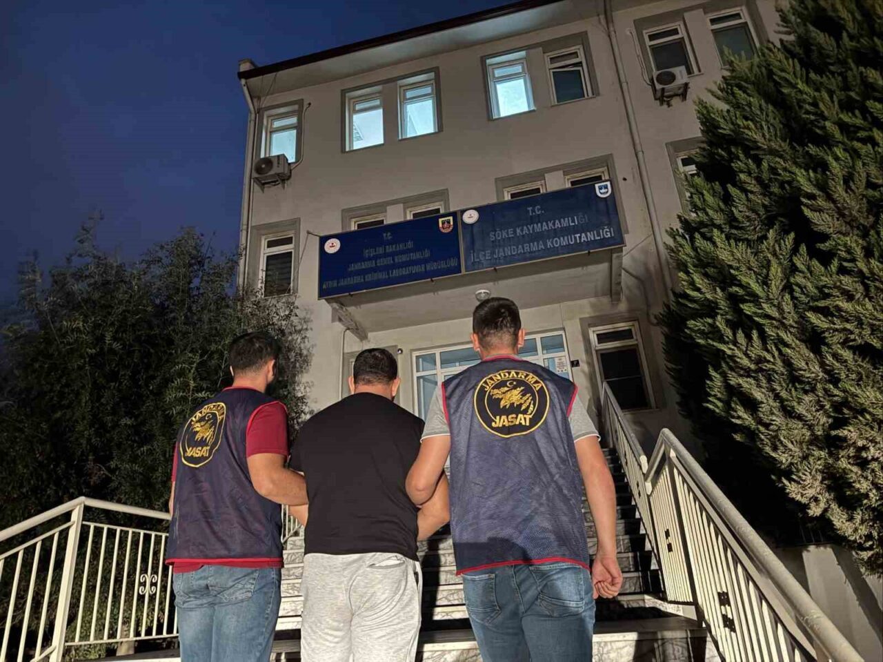 Aydın'ın Söke ilçesinde jandarma, hayvan hırsızlığından 6 yıl 3 ay
