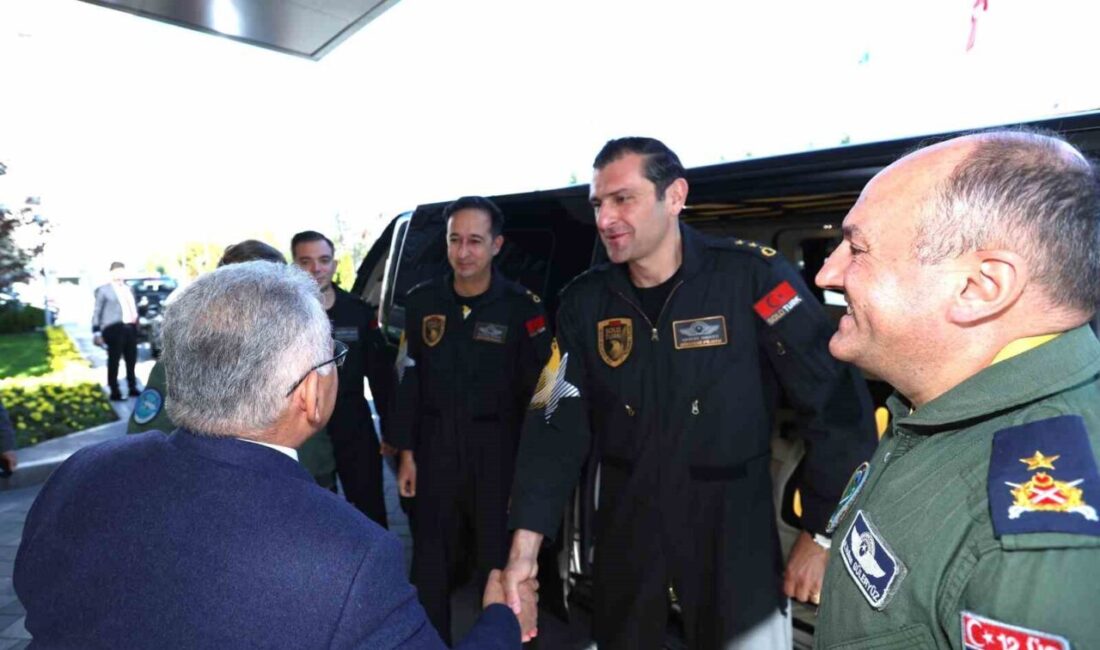 Kayseri Bilim Festivali öncesinde, SOLOTÜRK ekibi 1. Pilot Yarbay Murat