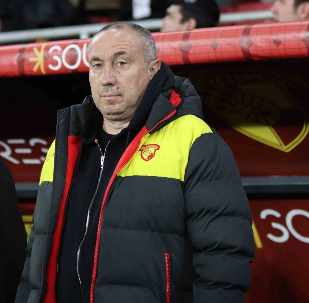 Göztepe'nin Bulgar teknik direktörü Stanimir Stoilov, sergilediği performansla Süper Lig'deki