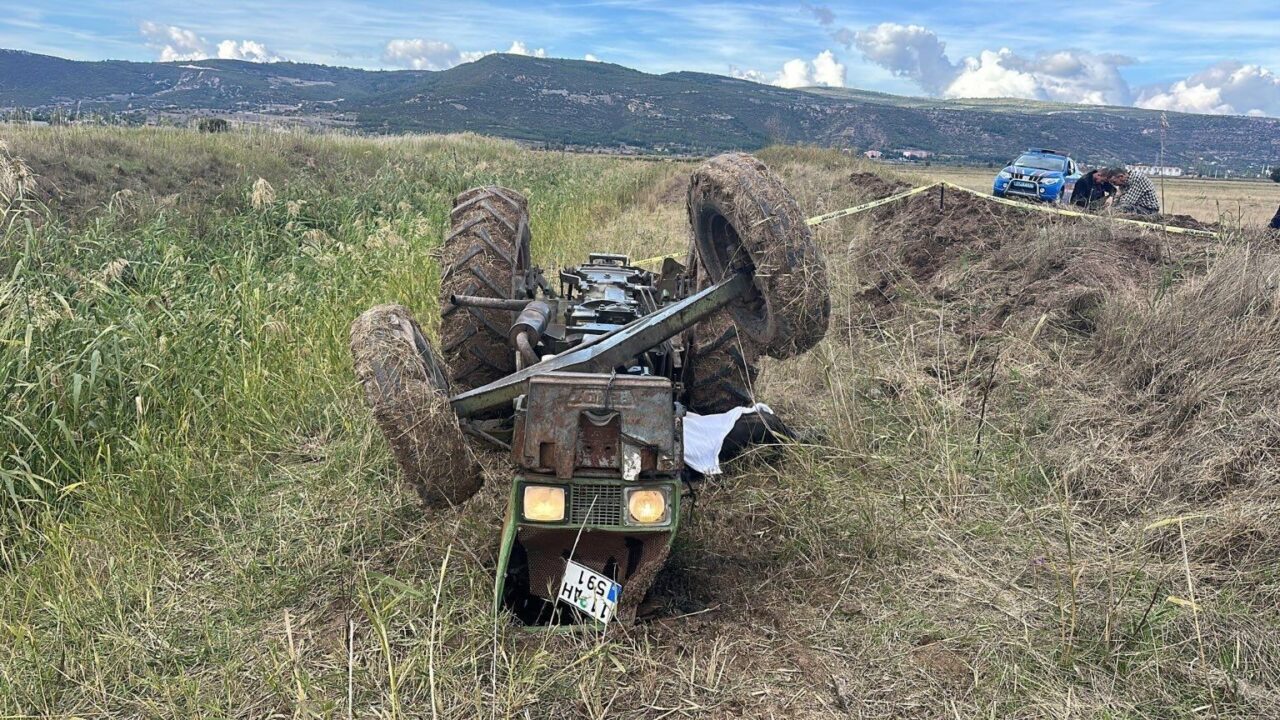 Bilecik'in Gölpazarı ilçesinde tarlasını süren 78 yaşındaki Mehmet Kıraç, dikkatsizlik